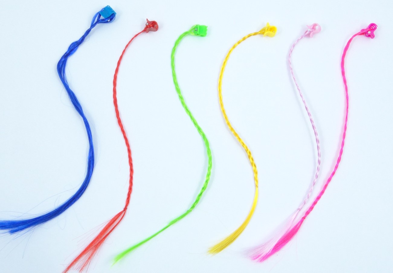 geflochtener Haarzopf mit Clip geflochtener Haarzopf mit Clip